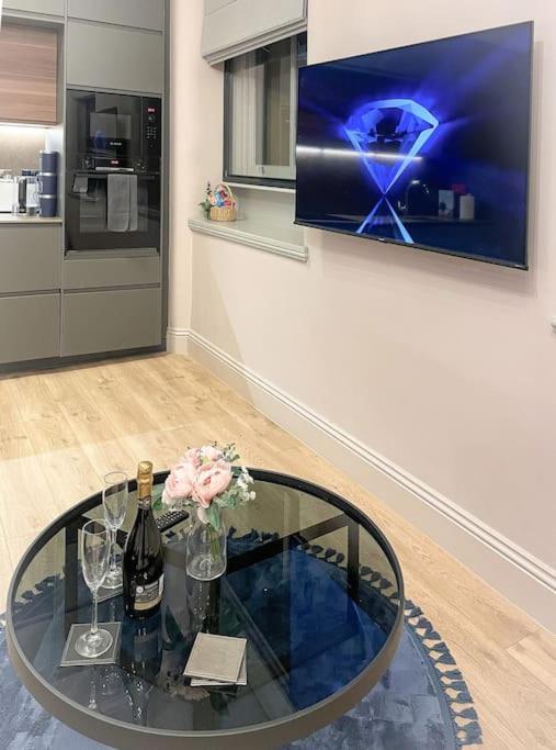 Chic Retreat Apartment Manchester